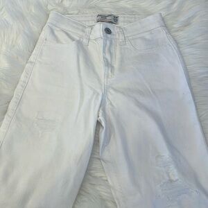 White Abercrombie jeans